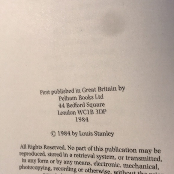 Amazing Digital Photography books and the Sporting Collector hardcover - Picture 6 of 6